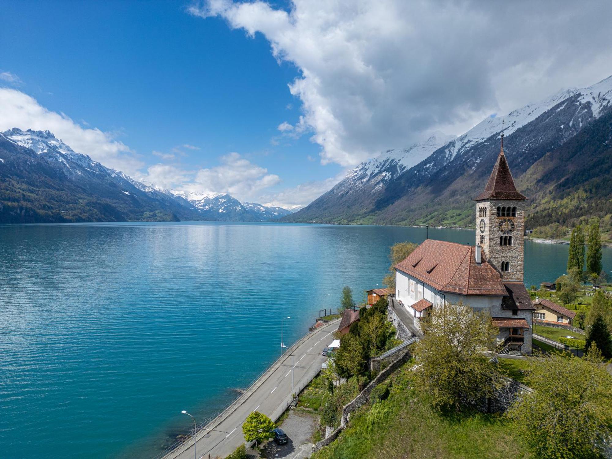 Grosses Am Schoenen Brienzersee